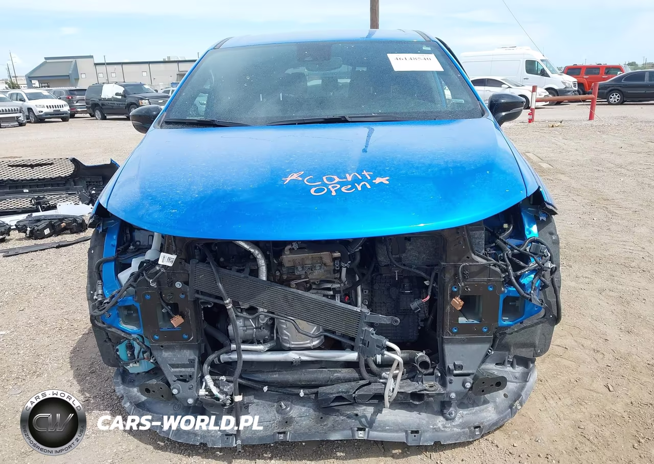 2026 Chrysler Pacifica Select VIN:2C4RC1BGXTR200618 - 13