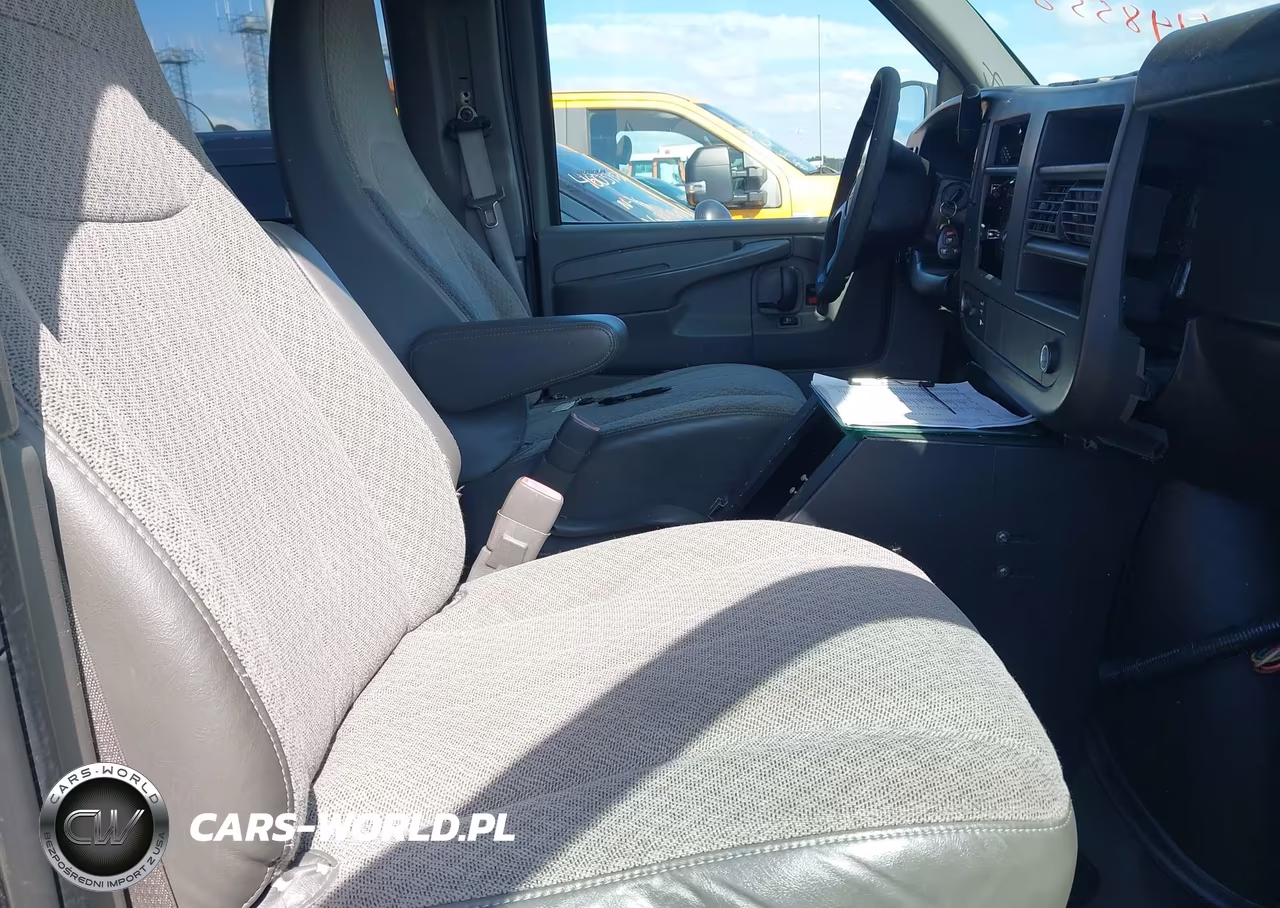2013 GMC Savana 3500 Lt VIN:1GJZ7YFG5D1106393 - 5
