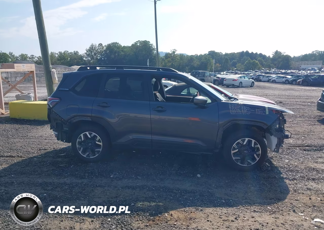 2025 Subaru Forester Premium VIN:JF2SLDBC5SH461912 - 14