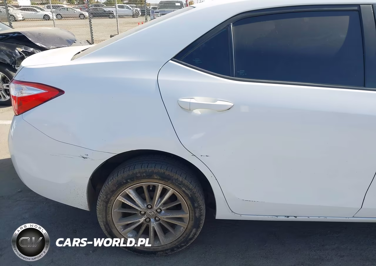 2014 Toyota Corolla Le Plus VIN:5YFBURHE5EP067076 - 14