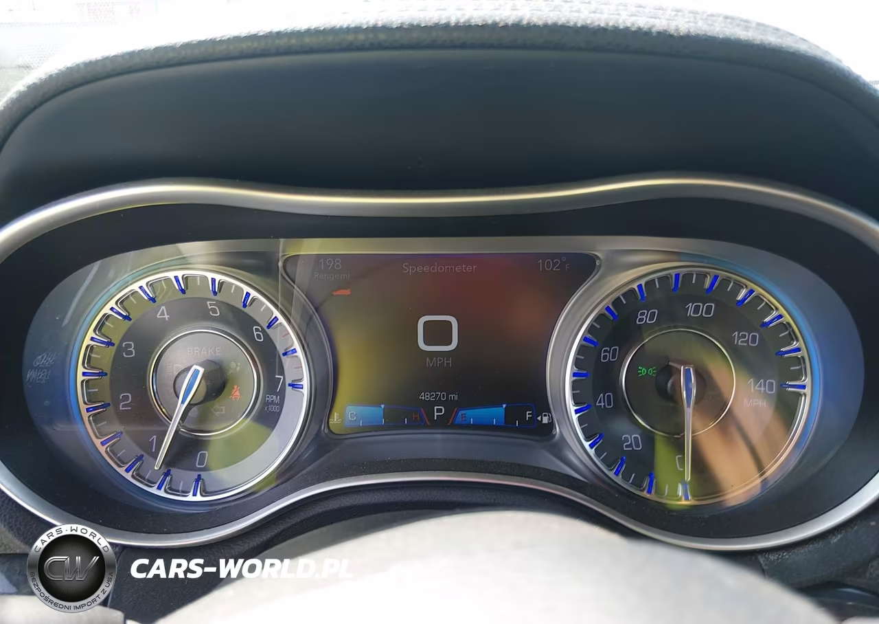 2018 Chrysler 300 Limited VIN:2C3CCAEG1JH120150 - 7