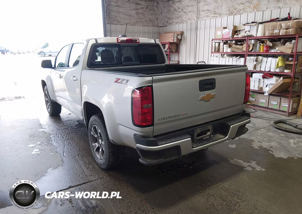 2017 Chevrolet Colorado Z71 VIN:1GCGTDEN5H1266704 - 3