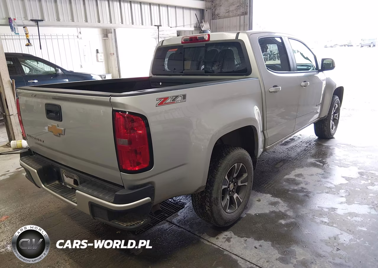 2017 Chevrolet Colorado Z71 VIN:1GCGTDEN5H1266704 - 4
