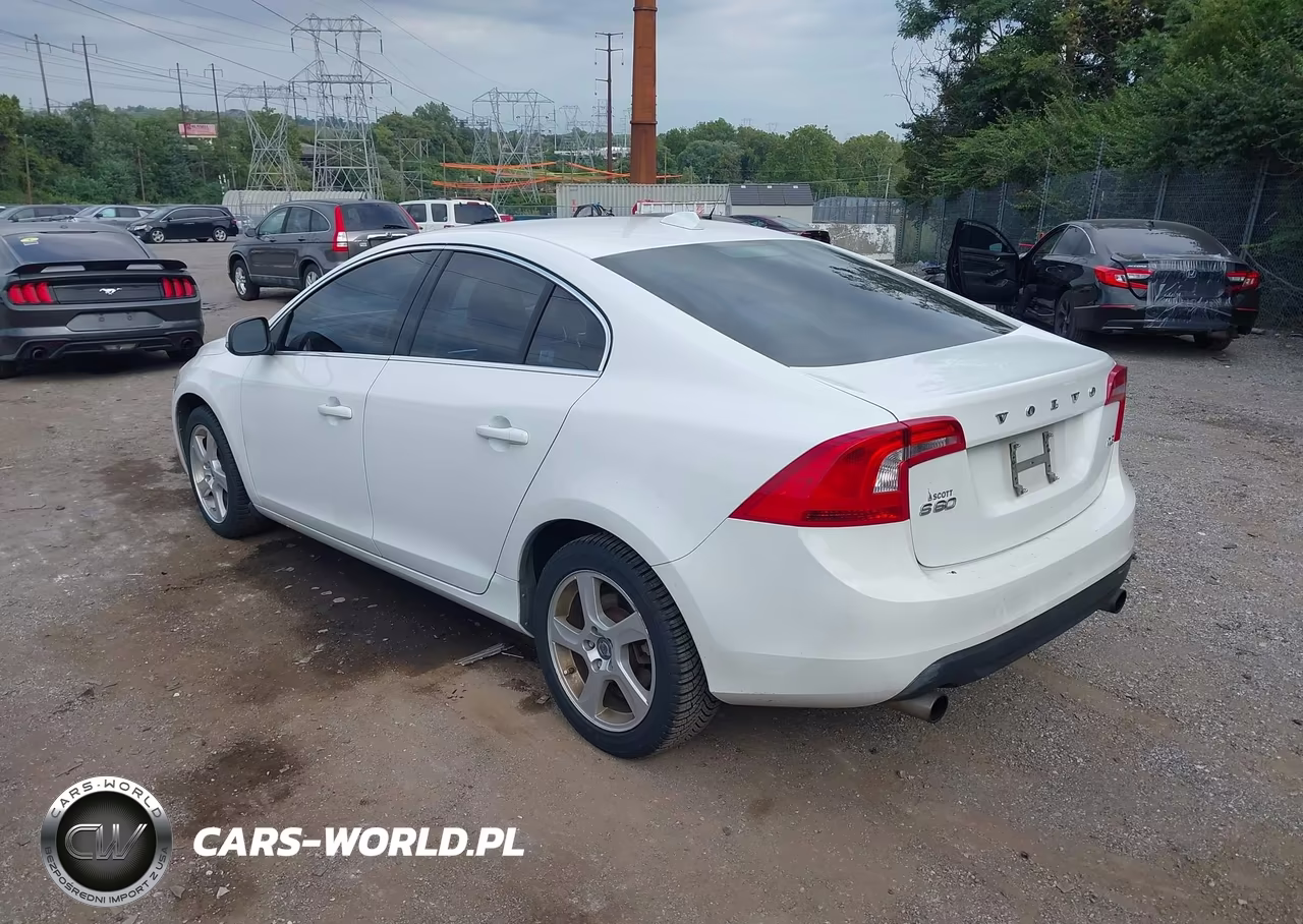 2012 Volvo S60 T5 VIN:YV1622FS2C2132849 - 3