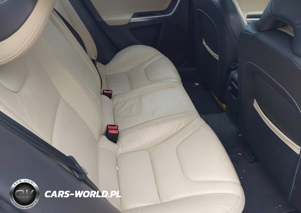 2012 Volvo S60 T5 VIN:YV1622FS2C2132849 - 8