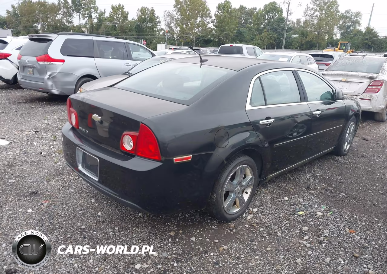 2011 Chevrolet Malibu VIN:1G1ZD5E18BF261945 - 4