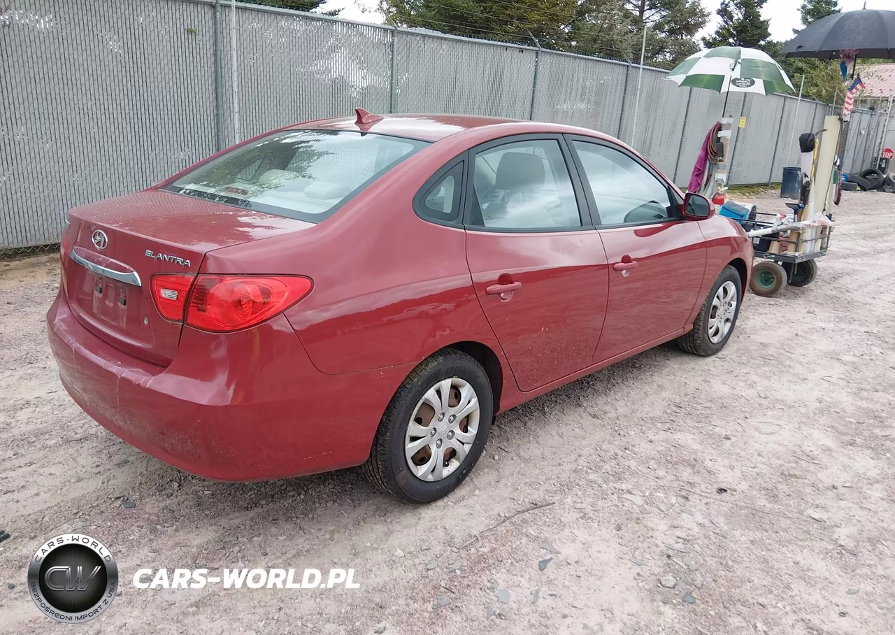 2010 Hyundai Elantra Gls VIN:KMHDU4AD3AU977329 - 4