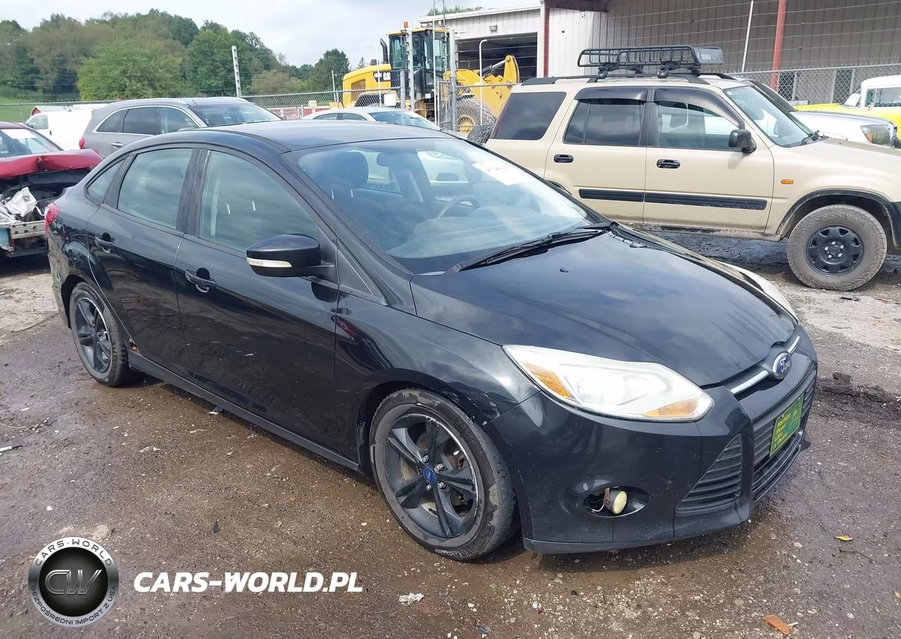 2014 Ford Focus Se VIN:1FADP3F22EL349342 - 1