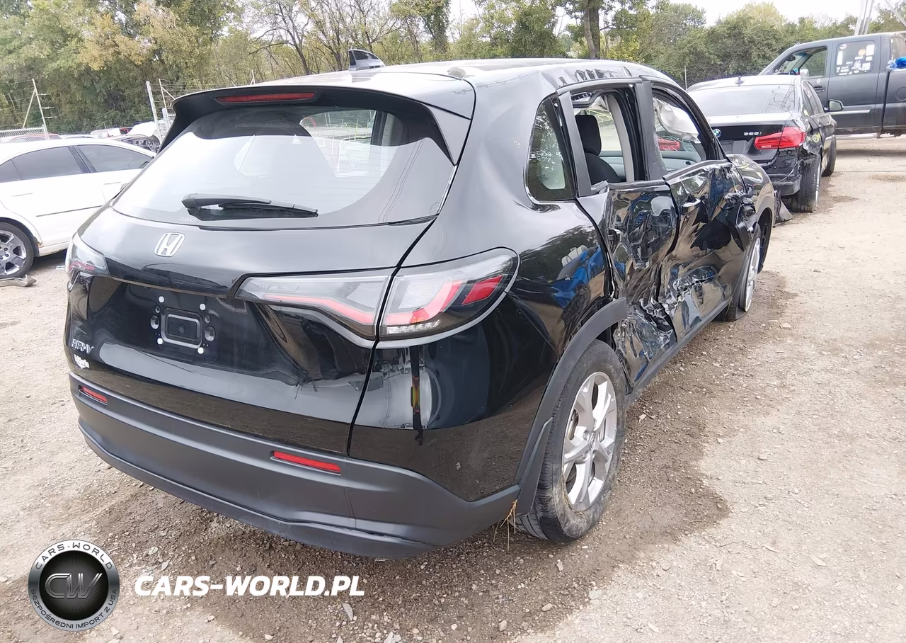 2025 Honda Hr-V Awd Lx VIN:3CZRZ2H36SM717438 - 4