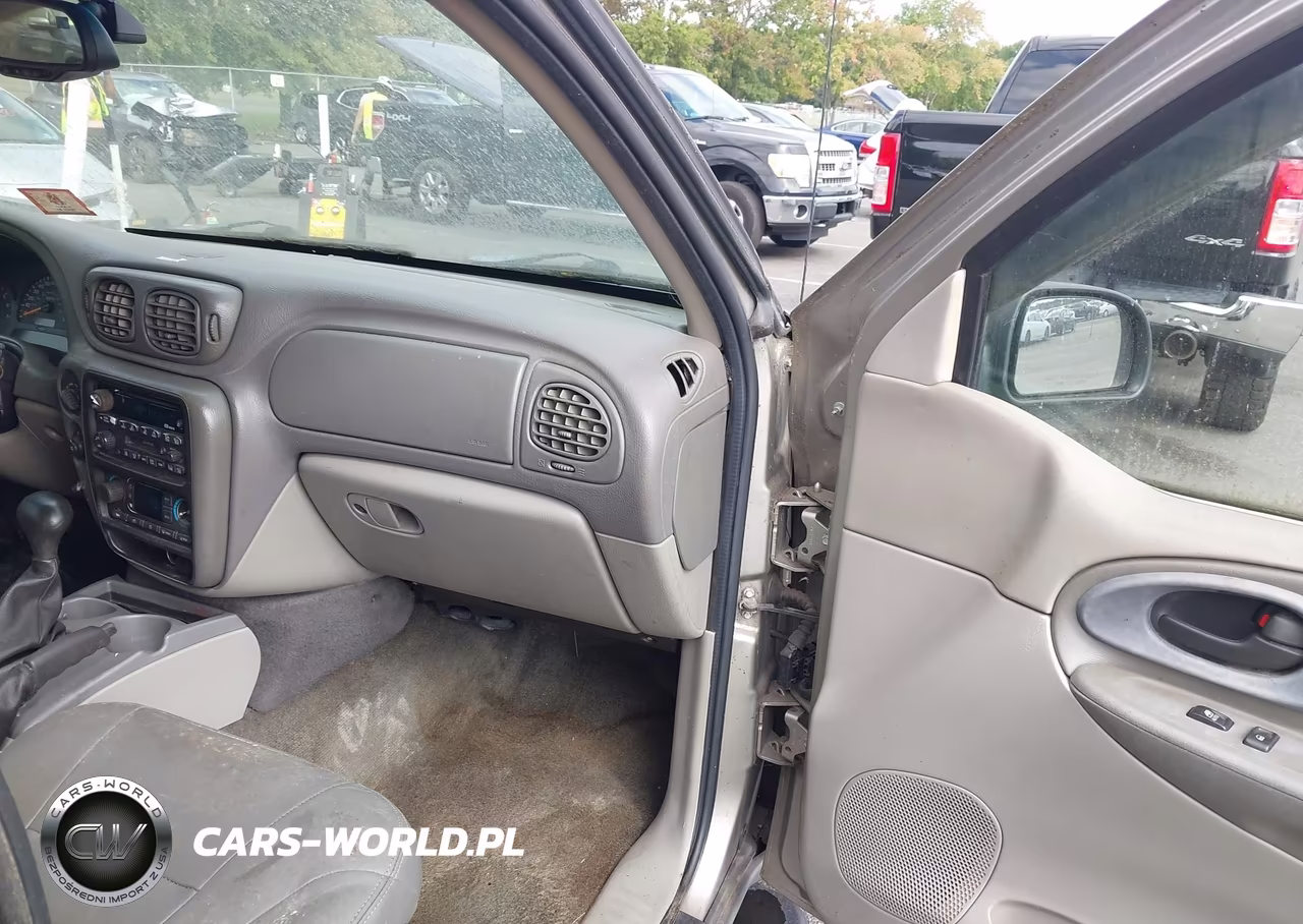 2002 Chevrolet Trailblazer Lt VIN:1GNDT13S922457545 - 5