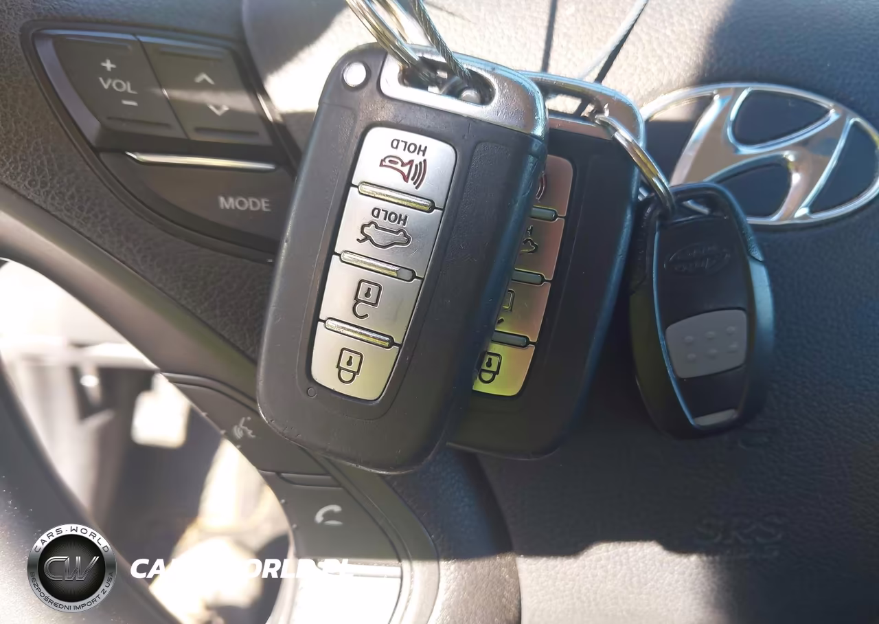 2015 Hyundai Sonata Hybrid Limited VIN:KMHEC4A4XFA128654 - 11