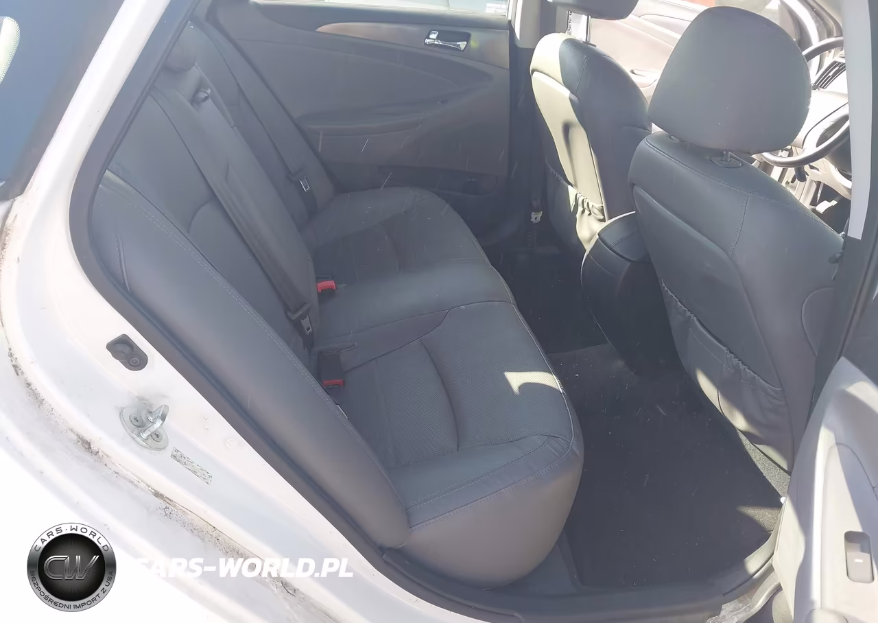 2015 Hyundai Sonata Hybrid Limited VIN:KMHEC4A4XFA128654 - 8