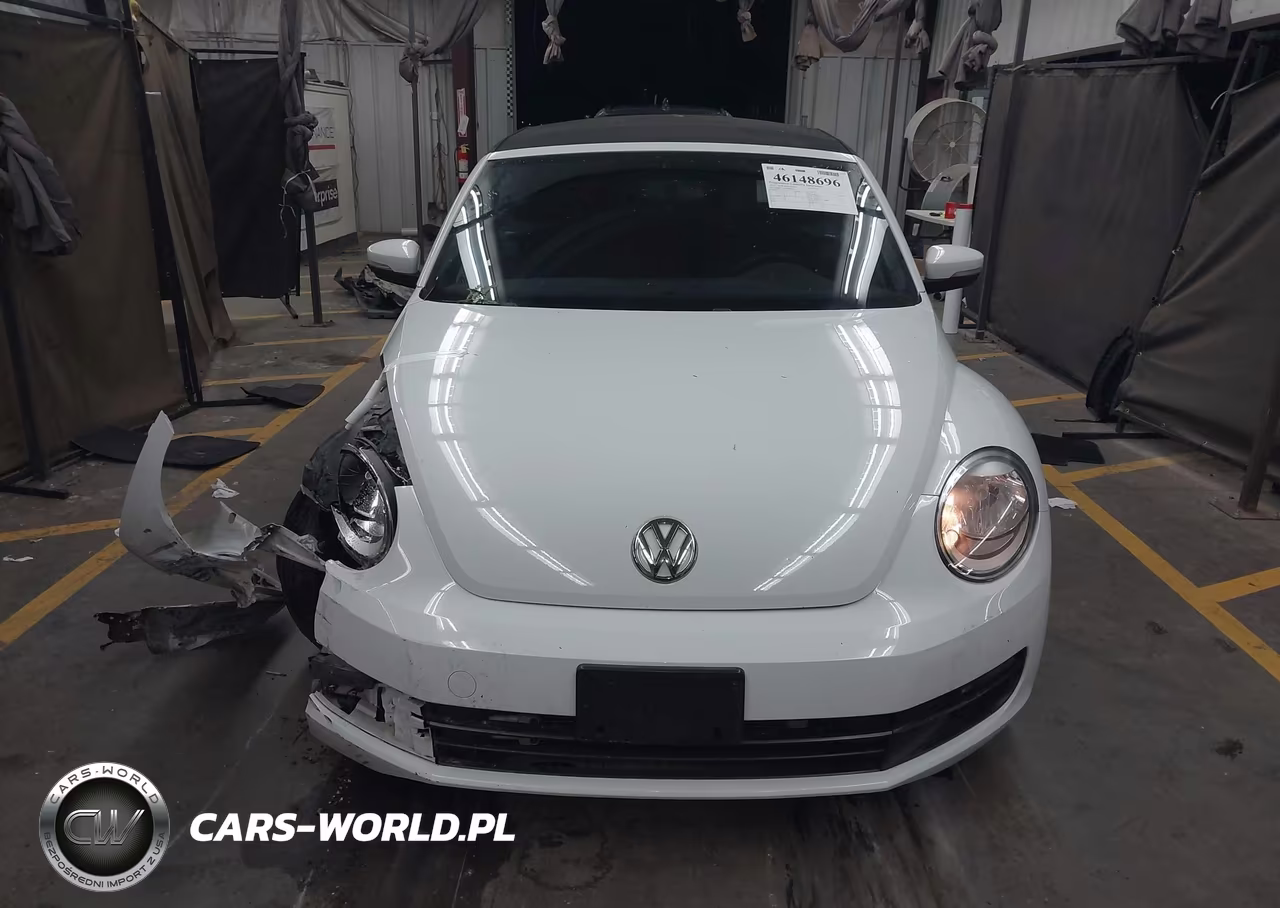2015 Volkswagen Beetle 1.8T VIN:3VW517ATXFM806614 - 11