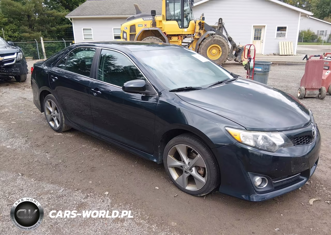 2012 Toyota Camry Se V6 – zdjęcie 1 z 20