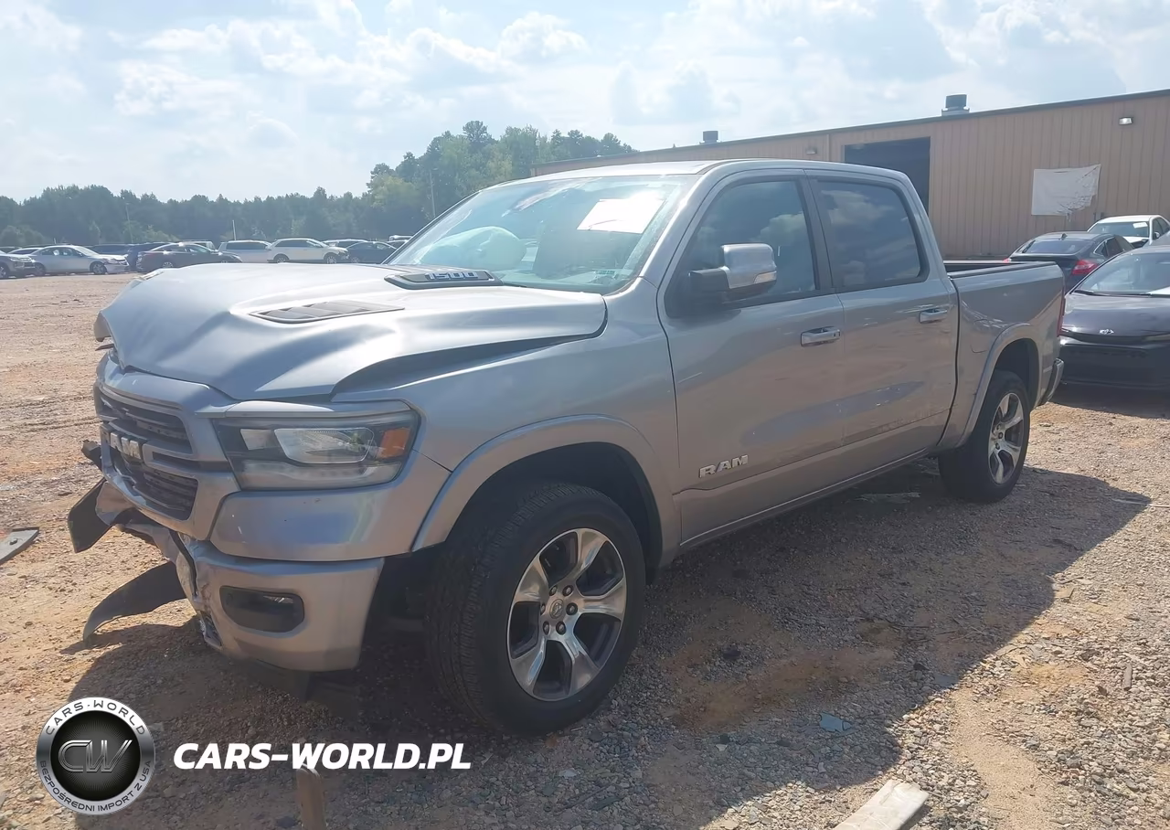 2019 Ram 1500 Laramie 4X4 5'7 Box VIN:1C6RRFJG4KN752079 - 2