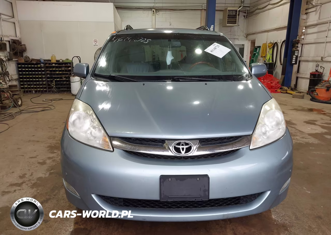 2010 Toyota Sienna Limited VIN:5TDYK4CC5AS323503 - 12