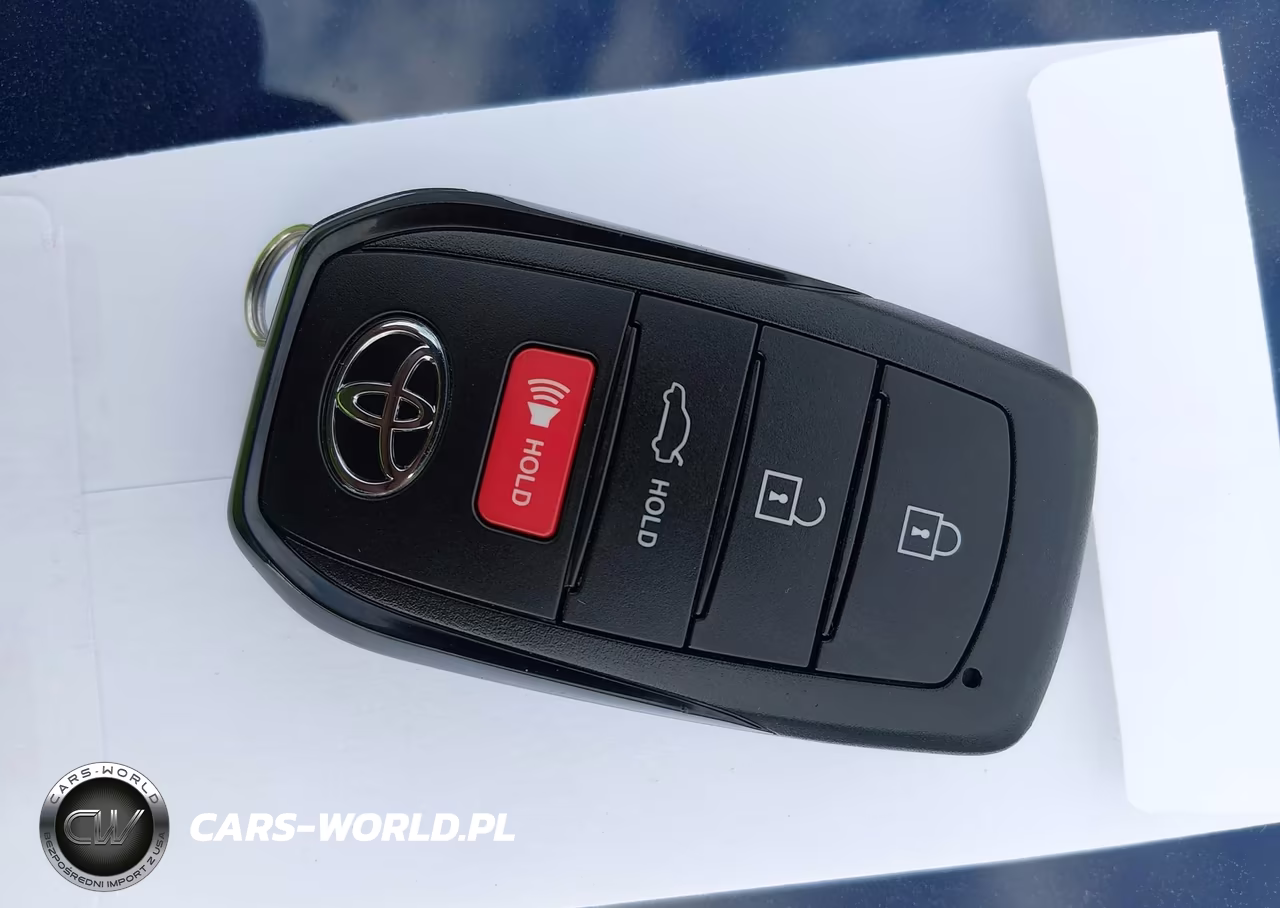 2026 Toyota Camry Xle VIN:4T1DBADK1TU041999 - 11