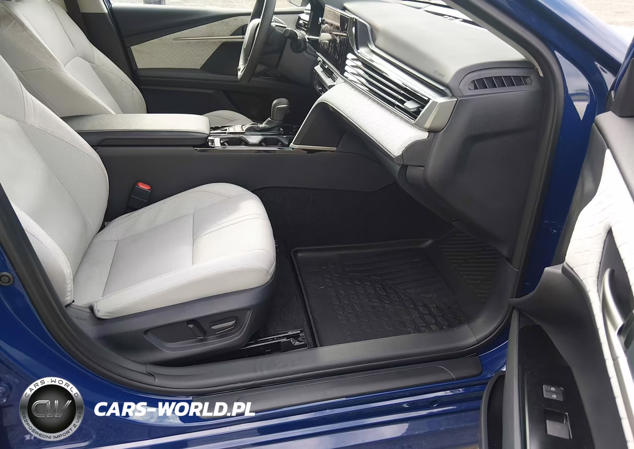 2026 Toyota Camry Xle VIN:4T1DBADK1TU041999 - 5