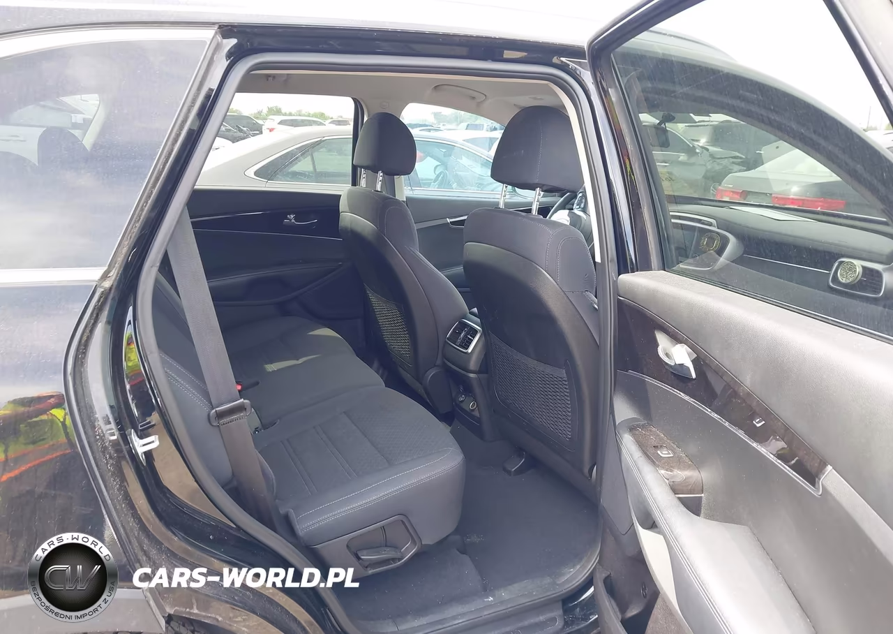 2018 Kia Sorento 2.4L Lx VIN:5XYPG4A36JG376871 - 8