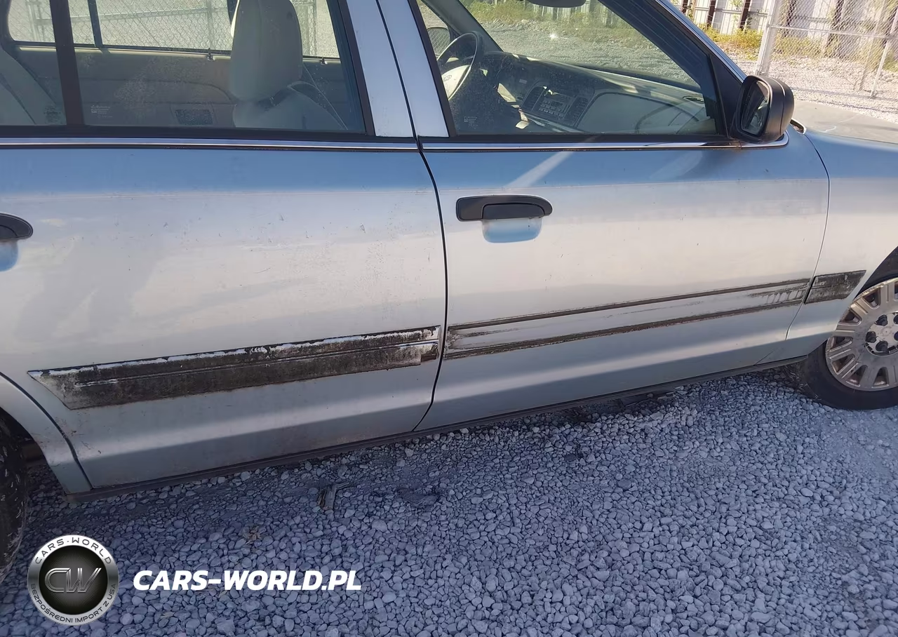 2006 Ford Crown Victoria Standard VIN:2FAFP73V96X130543 - 6