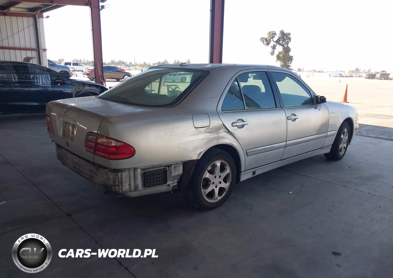 2002 Mercedes-Benz E 320 Special Edition VIN:WDBJF65J72B443307 - 4