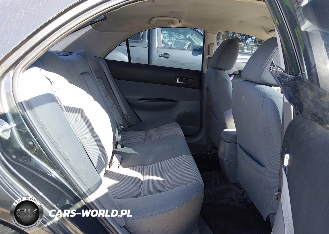 2004 Mazda Mazda6 I VIN:1YVFP80C445N46219 - 8