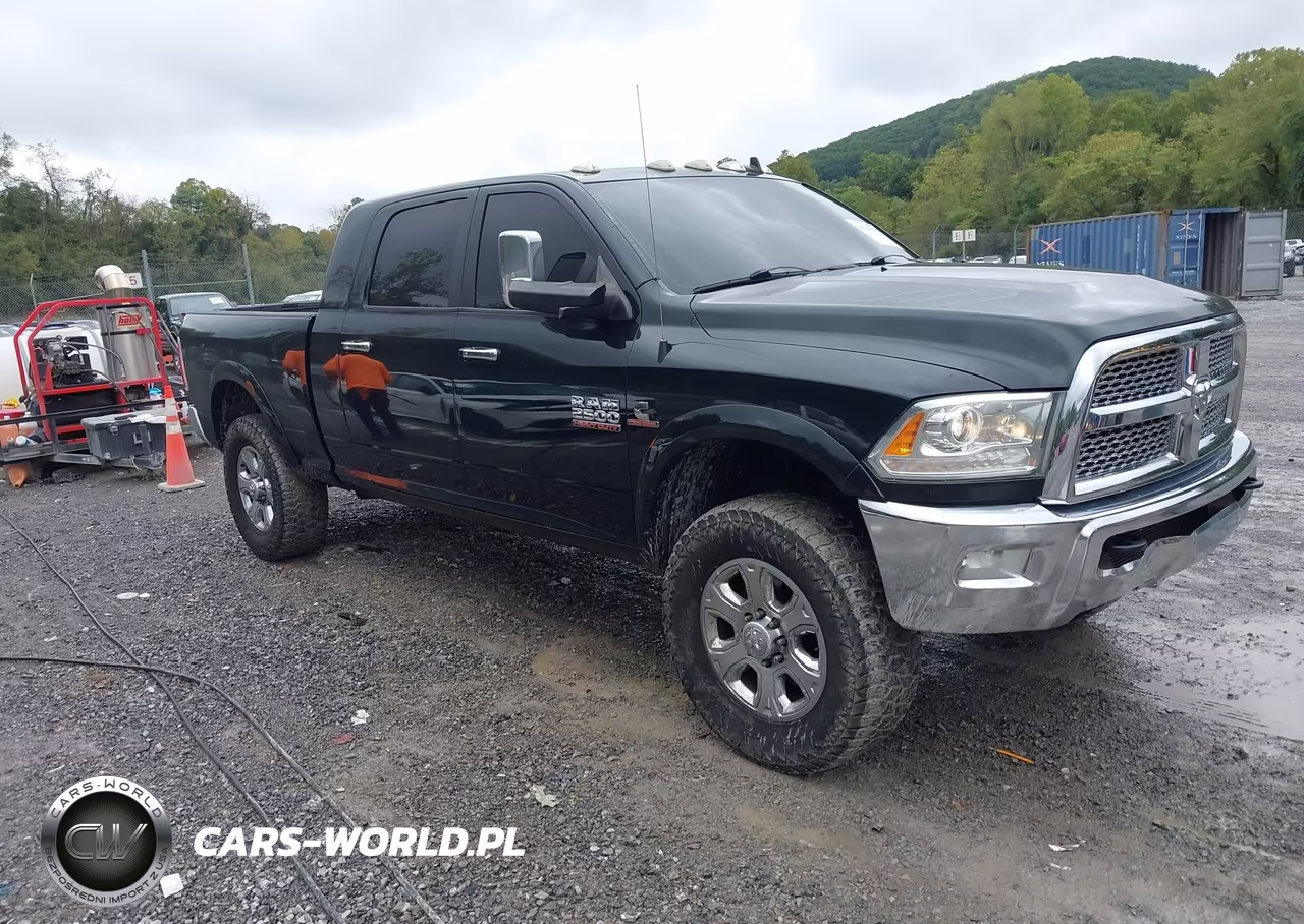 2015 Ram 2500 Laramie VIN:3C6UR5NL2FG547659 - 1