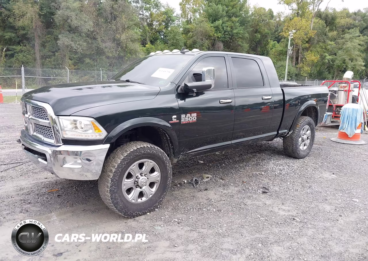 2015 Ram 2500 Laramie VIN:3C6UR5NL2FG547659 - 2