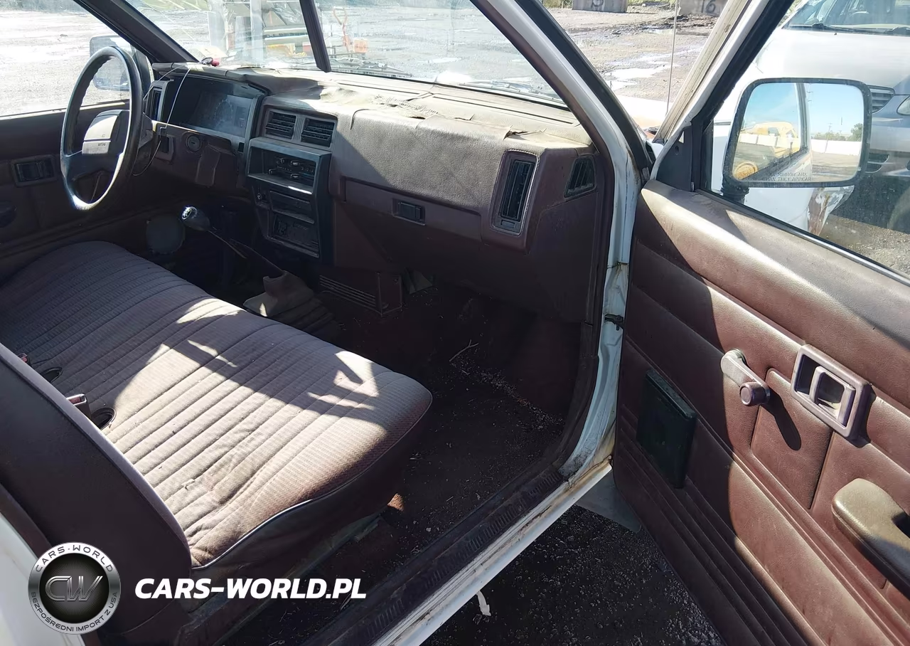 1990 Nissan D21 Short Bed VIN:1N6SD11S7LC396494 - 5