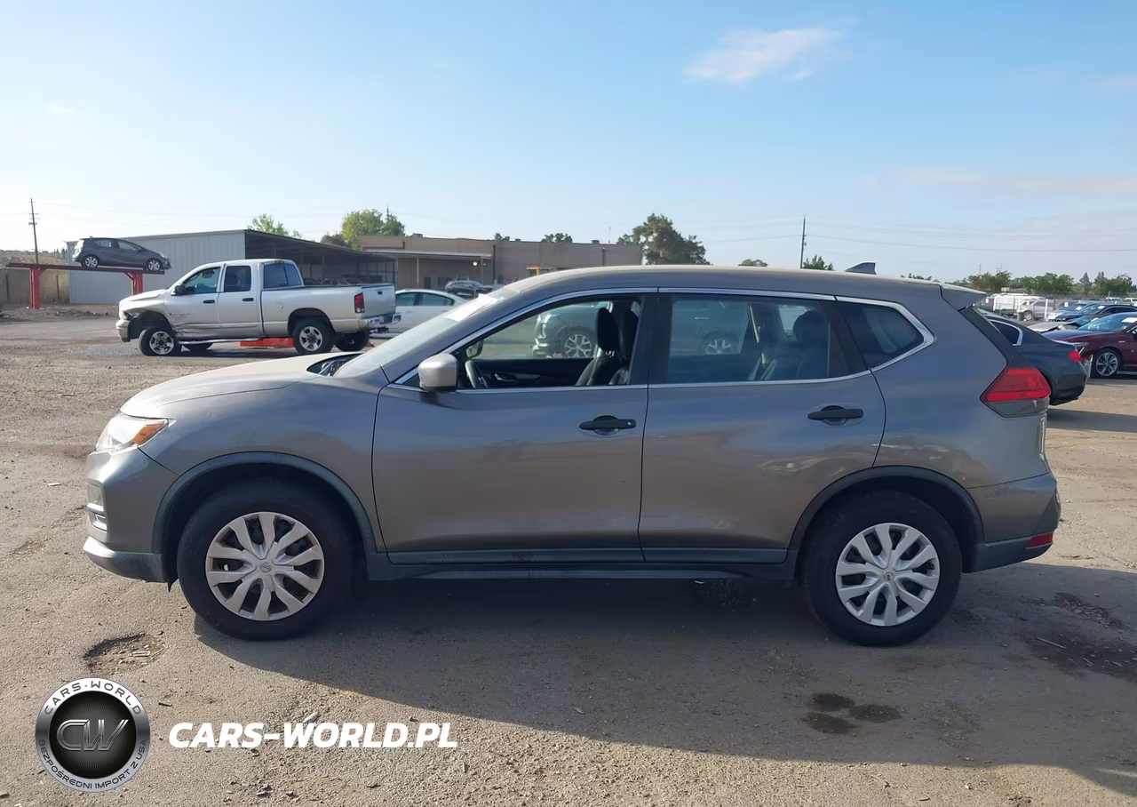2017 Nissan Rogue S VIN:KNMAT2MV6HP565305 - 14