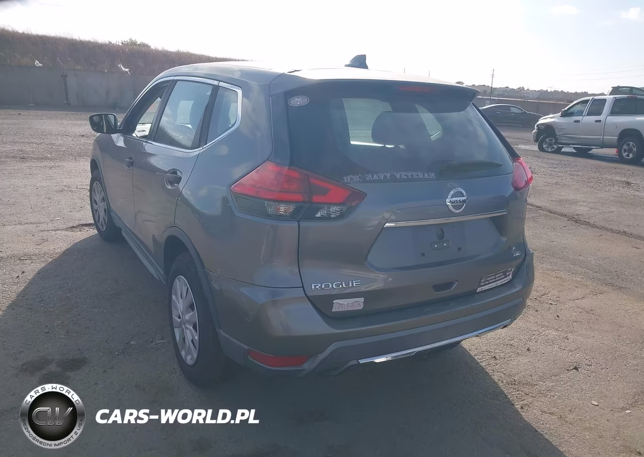 2017 Nissan Rogue S VIN:KNMAT2MV6HP565305 - 3