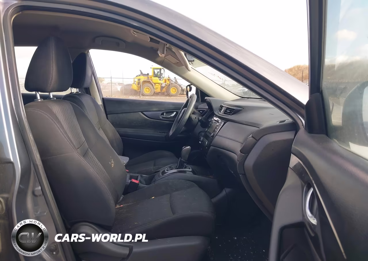 2017 Nissan Rogue S VIN:KNMAT2MV6HP565305 - 5