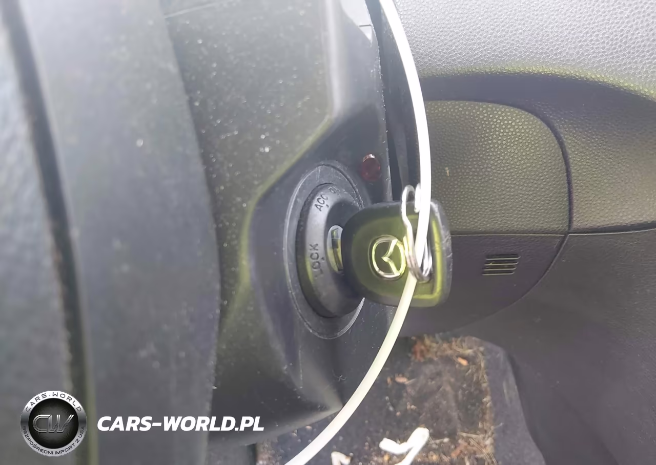 2011 Mazda Mazda3 I Sport VIN:JM1BL1UG6B1355619 - 11