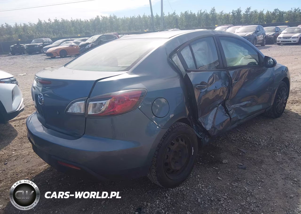 2011 Mazda Mazda3 I Sport VIN:JM1BL1UG6B1355619 - 4