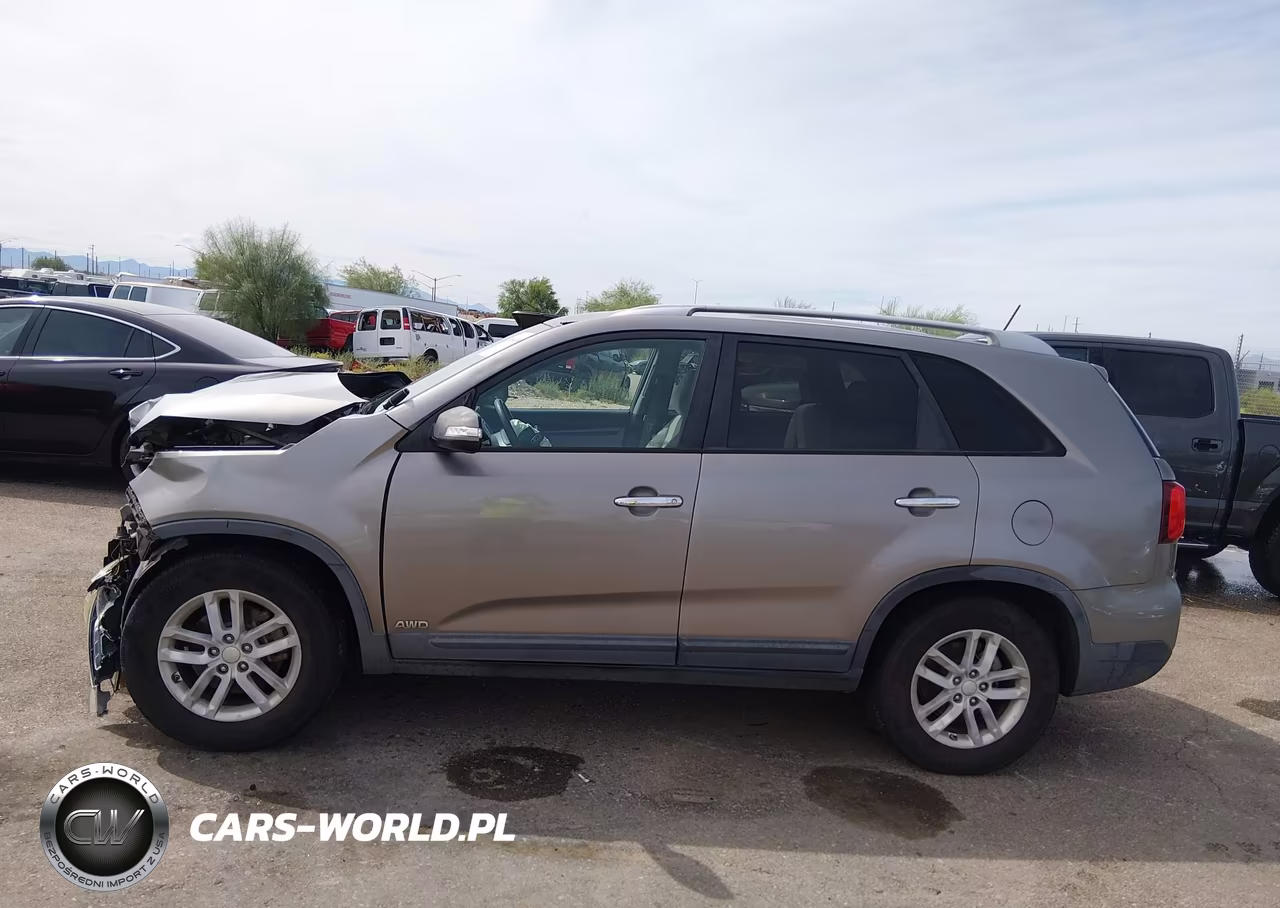 2014 Kia Sorento Lx VIN:5XYKTCA66EG505370 - 14