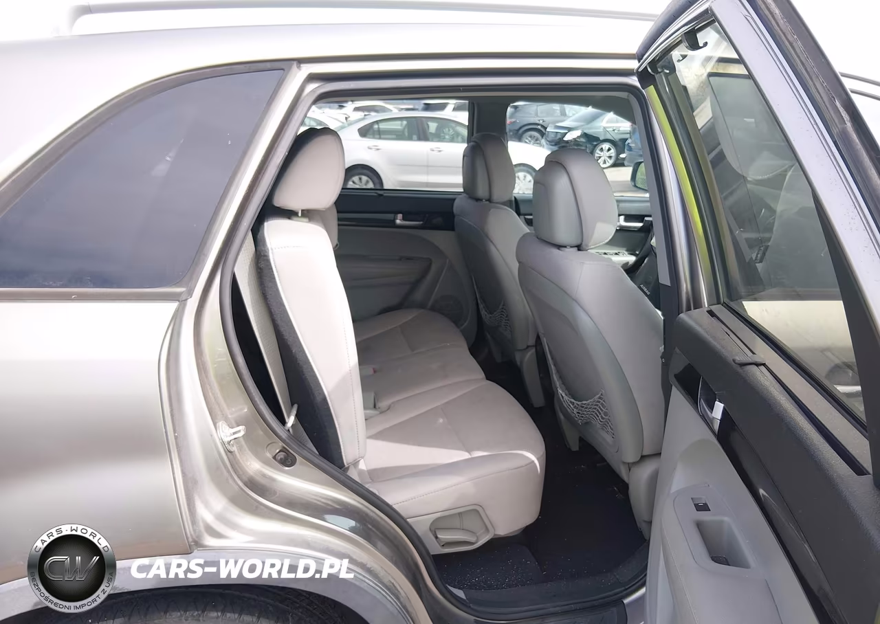 2014 Kia Sorento Lx VIN:5XYKTCA66EG505370 - 8