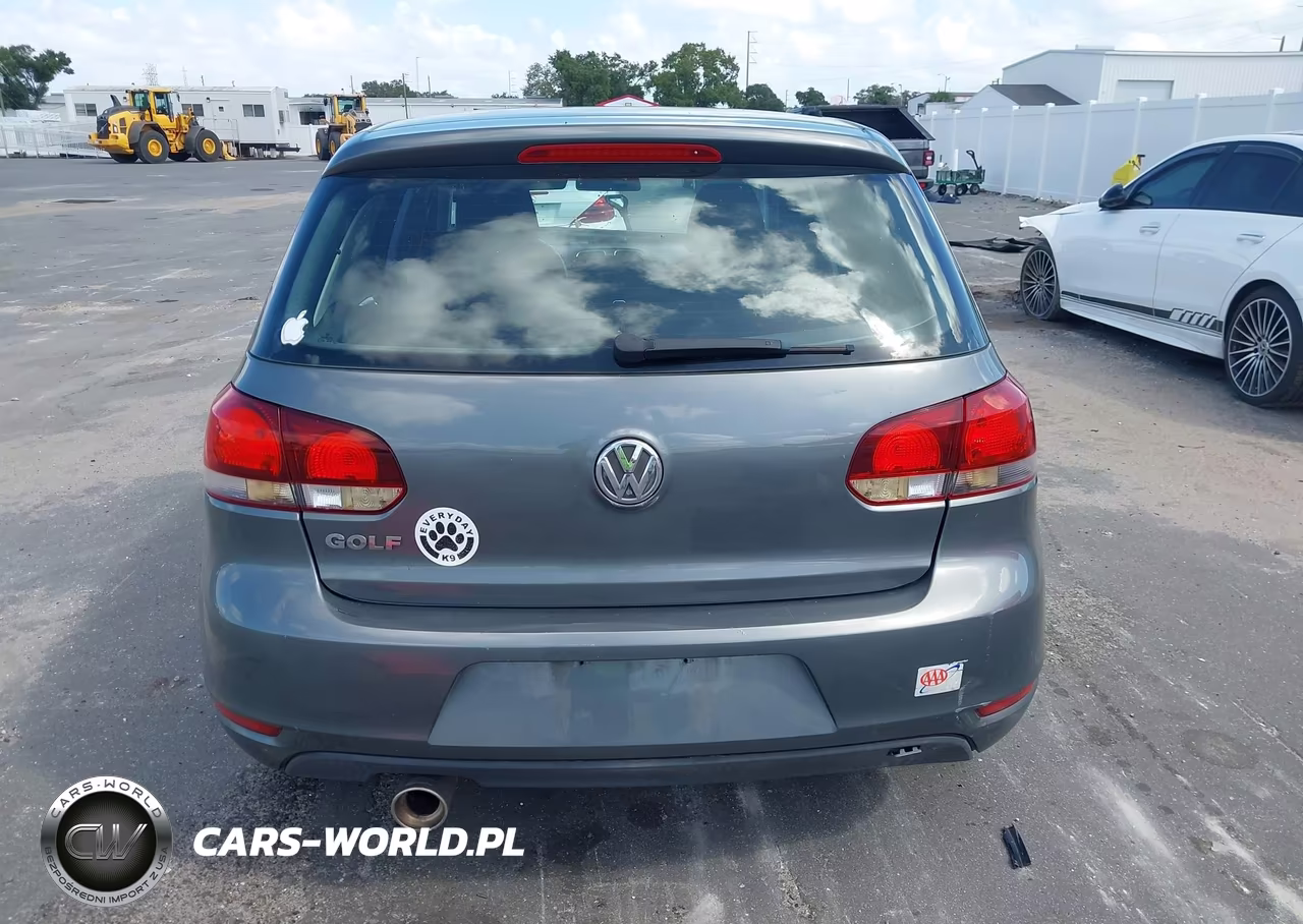 2013 Volkswagen Golf 2.5L 4-Door VIN:WVWDB7AJ3DW137934 - 17