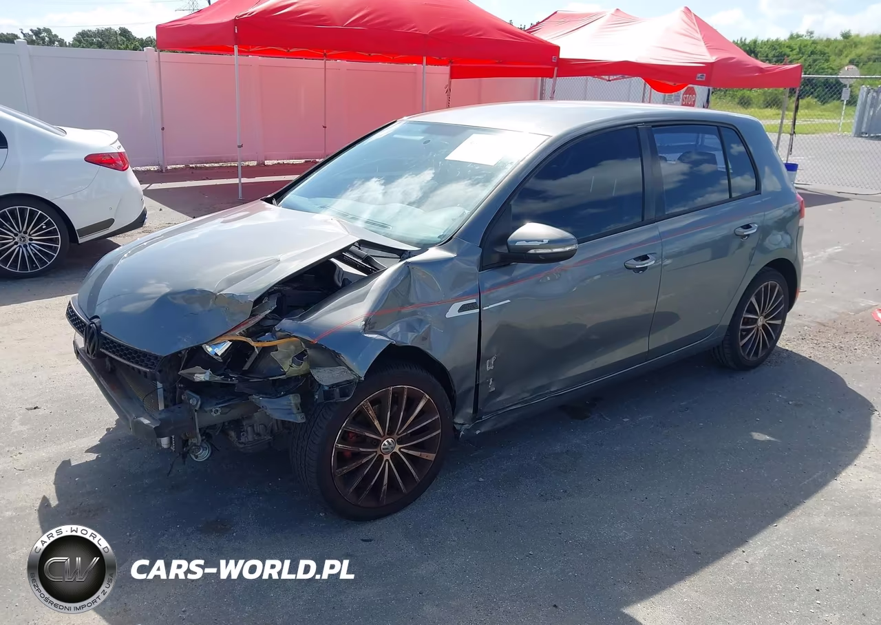 2013 Volkswagen Golf 2.5L 4-Door VIN:WVWDB7AJ3DW137934 - 2