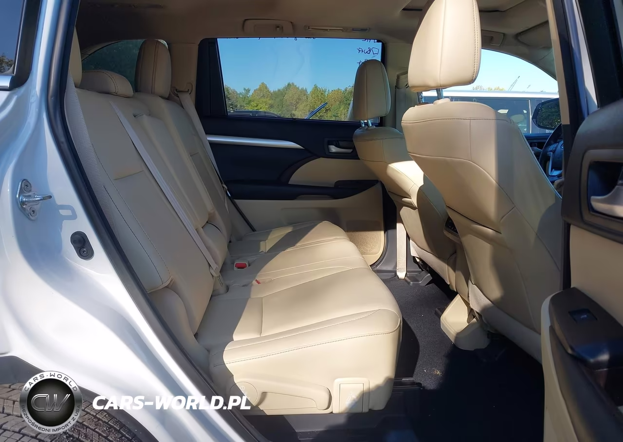 2018 Toyota Highlander Xle VIN:5TDKZRFHXJS275499 - 8