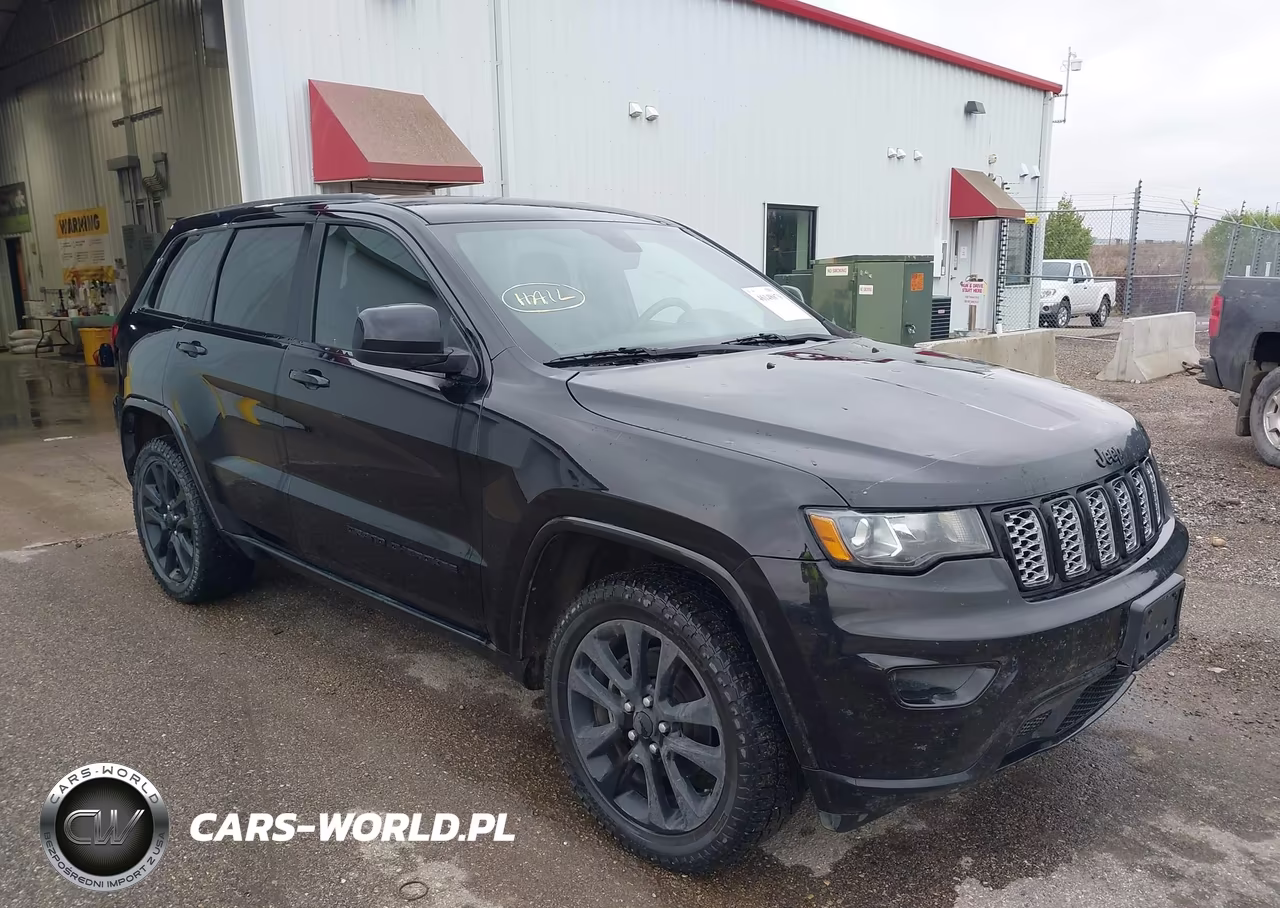 2017 Jeep Grand Cherokee Altitude 4X4 – zdjęcie 1 z 17