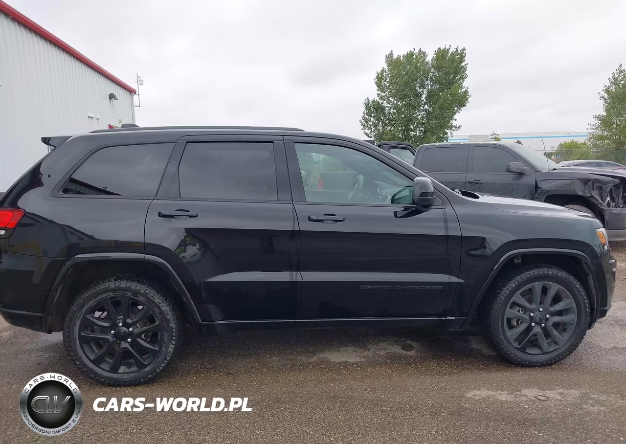 2017 Jeep Grand Cherokee Altitude 4X4 VIN:1C4RJFAG0HC750611 - 13