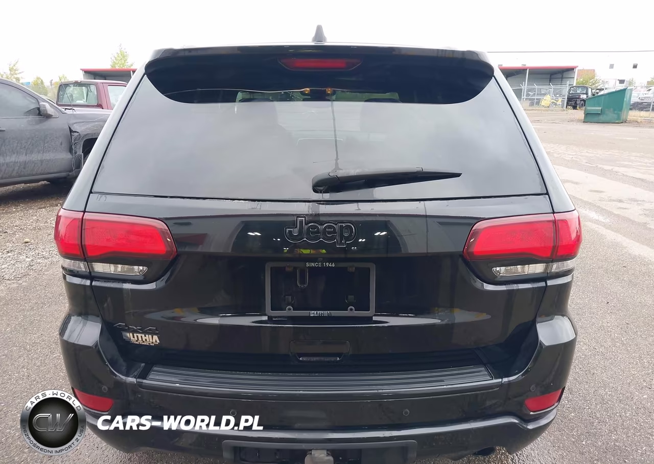 2017 Jeep Grand Cherokee Altitude 4X4 VIN:1C4RJFAG0HC750611 - 16