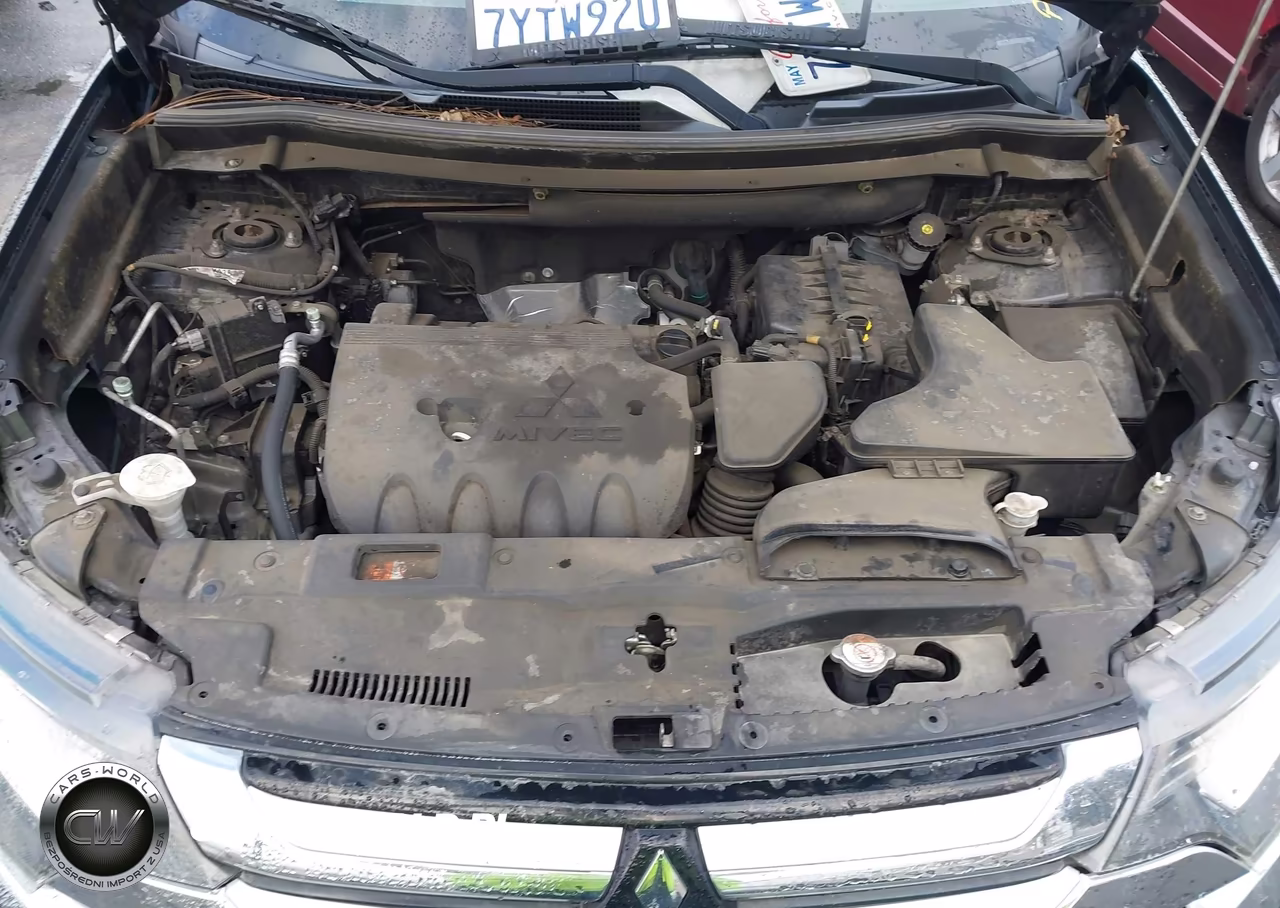 2017 Mitsubishi Outlander Se-Sel VIN:JA4AD3A34HZ043101 - 10