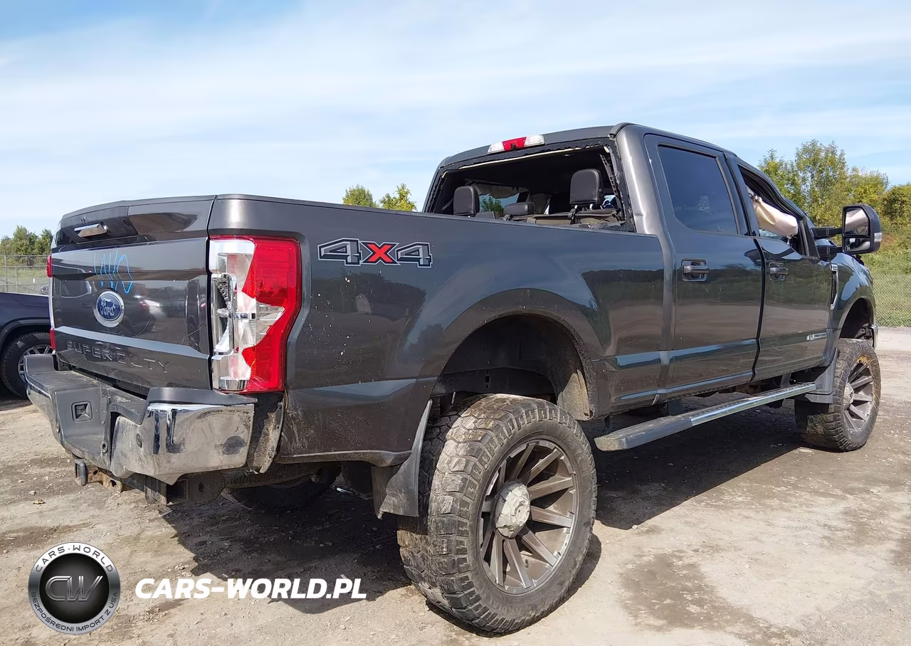 2017 Ford F-250 Lariat VIN:1FT7W2BTXHED18612 - 4