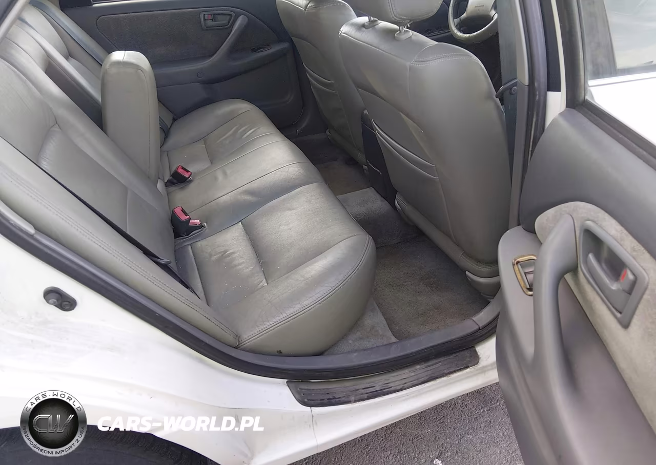 1998 Toyota Camry Le VIN:JT2BG22K9W0202707 - 8