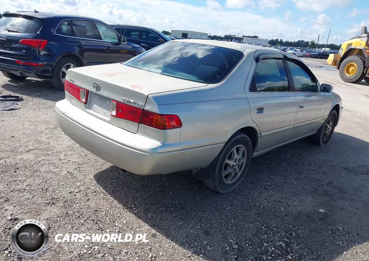 2001 Toyota Camry Ce VIN:4T1BG22K51U118405 - 4