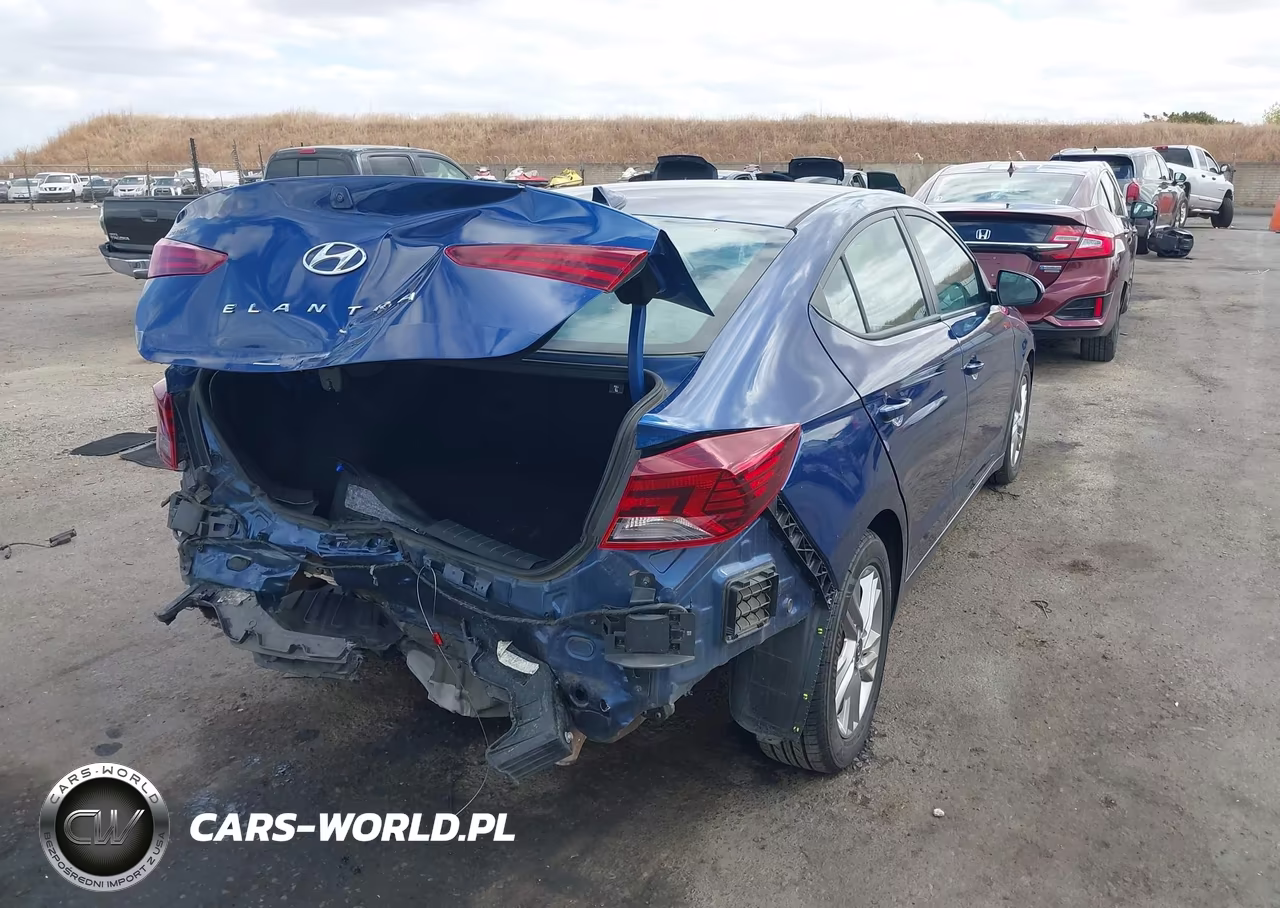 2020 Hyundai Elantra Sel VIN:5NPD84LF7LH533729 - 4