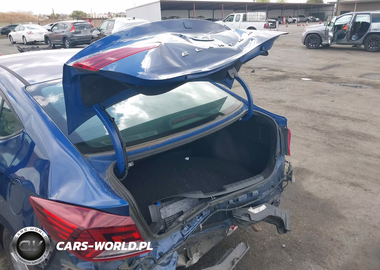 2020 Hyundai Elantra Sel VIN:5NPD84LF7LH533729 - 6