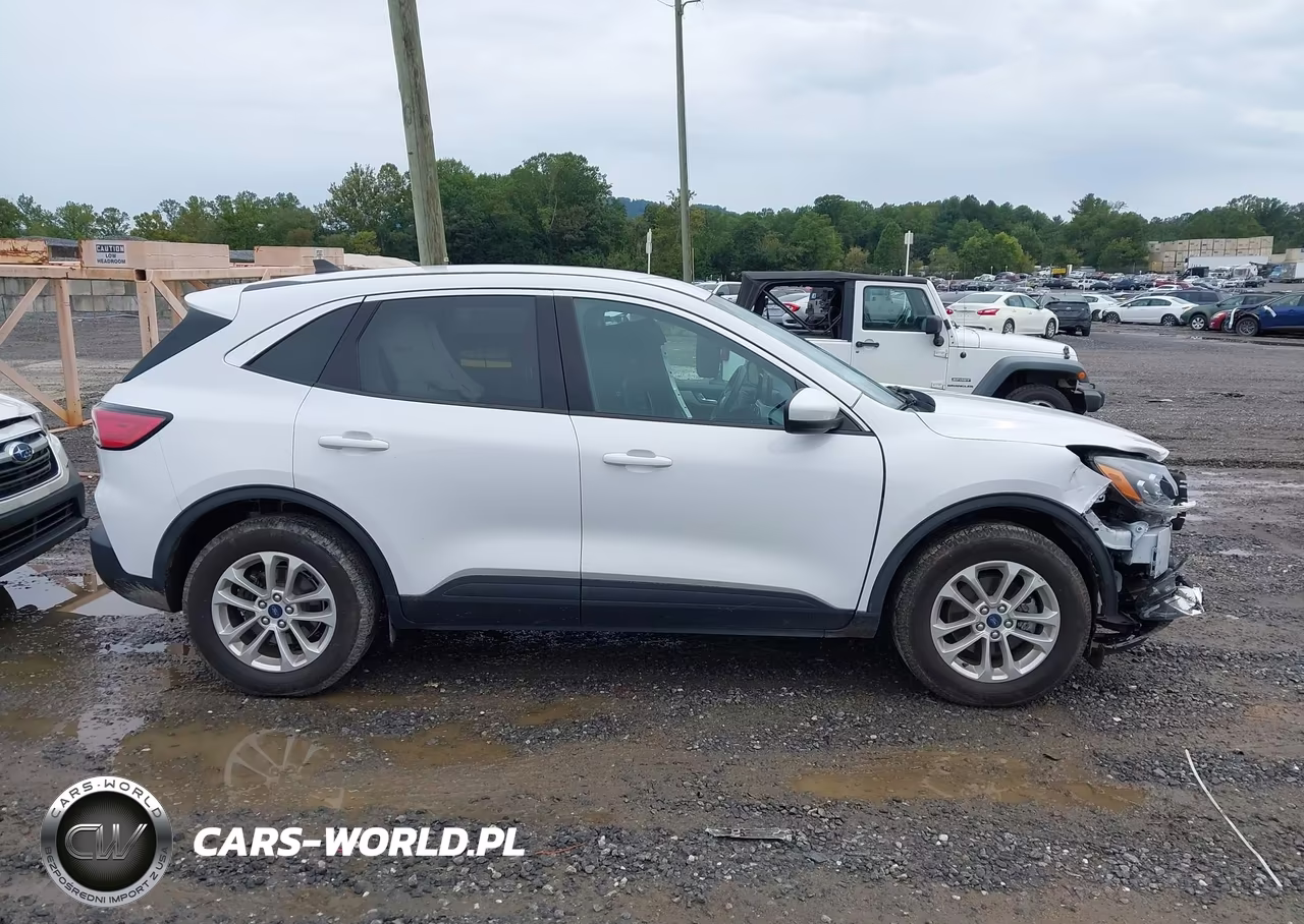 2020 Ford Escape Se VIN:1FMCU9G63LUB46997 - 14
