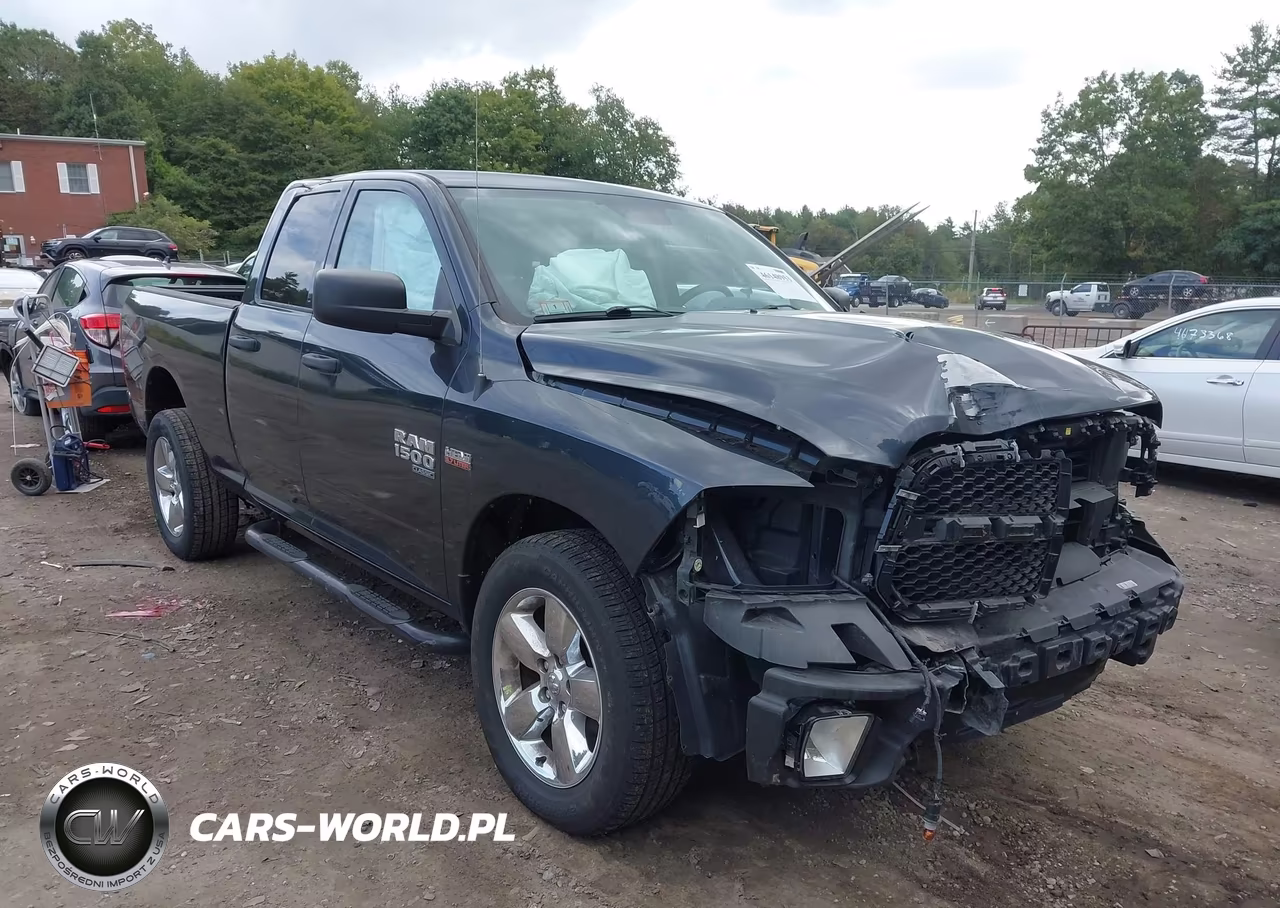 2019 Ram 1500 Classic Express 4X4 6'4 Box